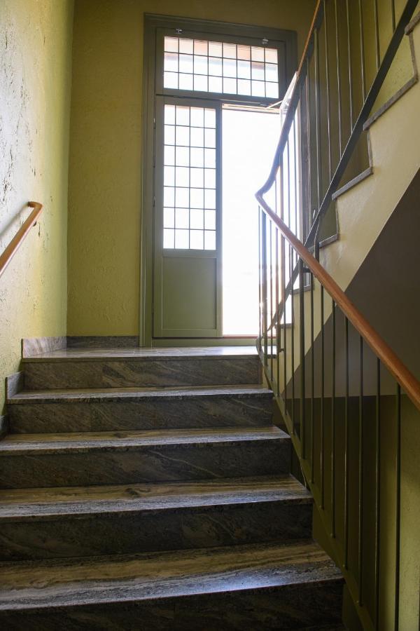 Homade B&B, Gamla Stan นอเชอร์ปิง ภายนอก รูปภาพ