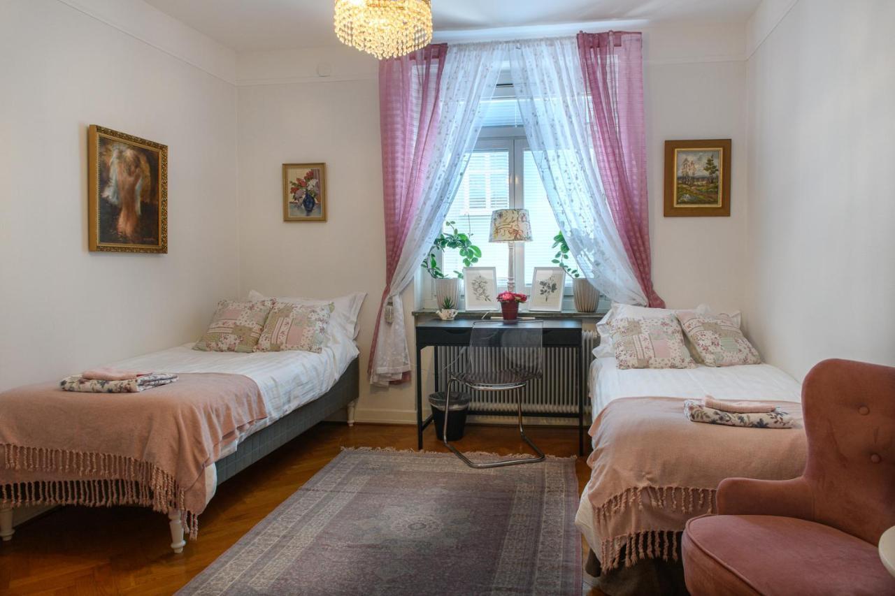 Homade B&B, Gamla Stan นอเชอร์ปิง ภายนอก รูปภาพ