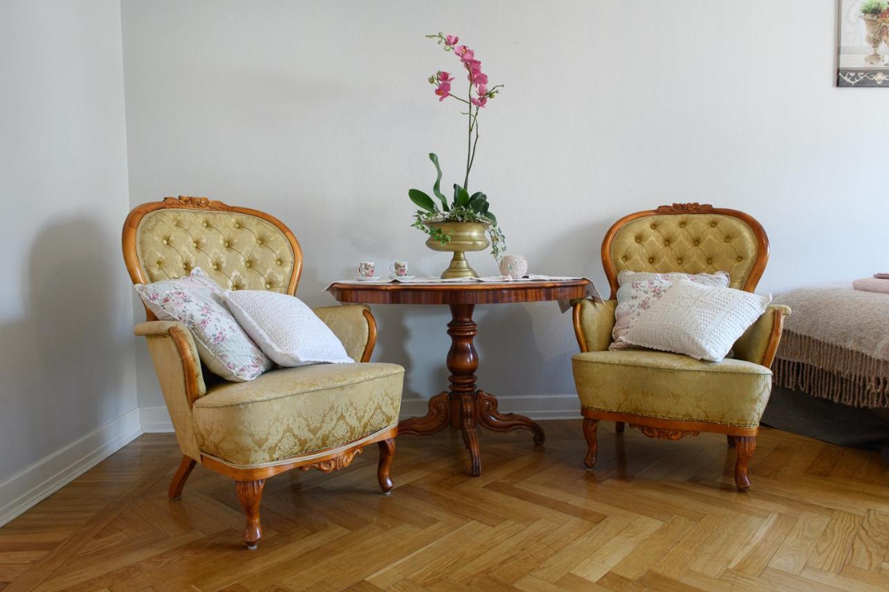 Homade B&B, Gamla Stan นอเชอร์ปิง ภายนอก รูปภาพ